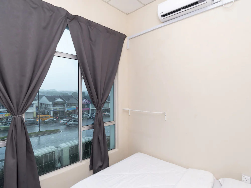 The Rooms Jb by OYO Rooms