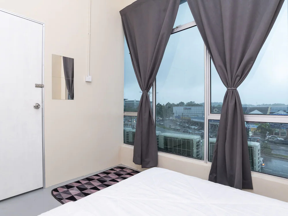 The Rooms Jb by OYO Rooms