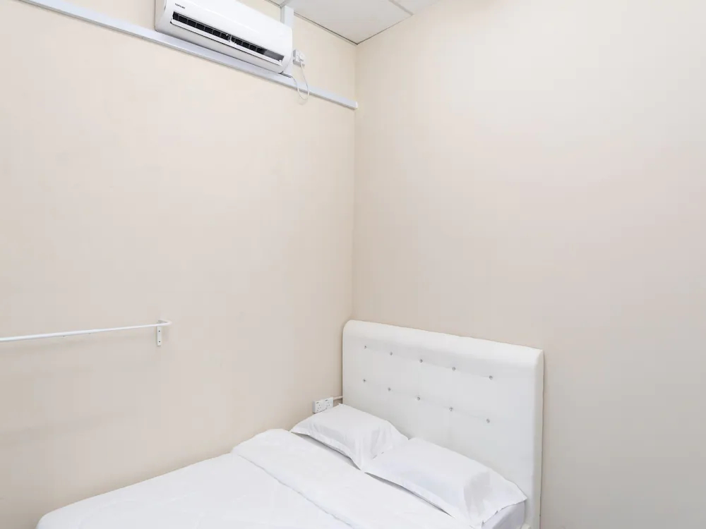 The Rooms Jb by OYO Rooms