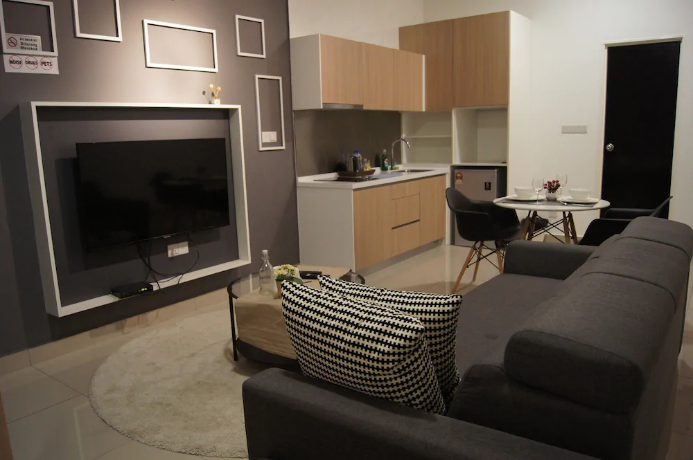 Twin Galaxy Suites