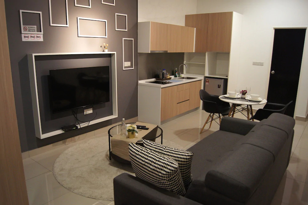 Twin Galaxy Suites