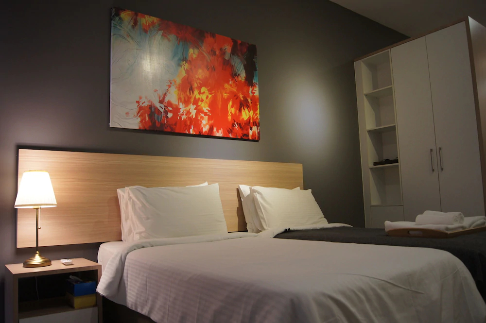 Twin Galaxy Suites