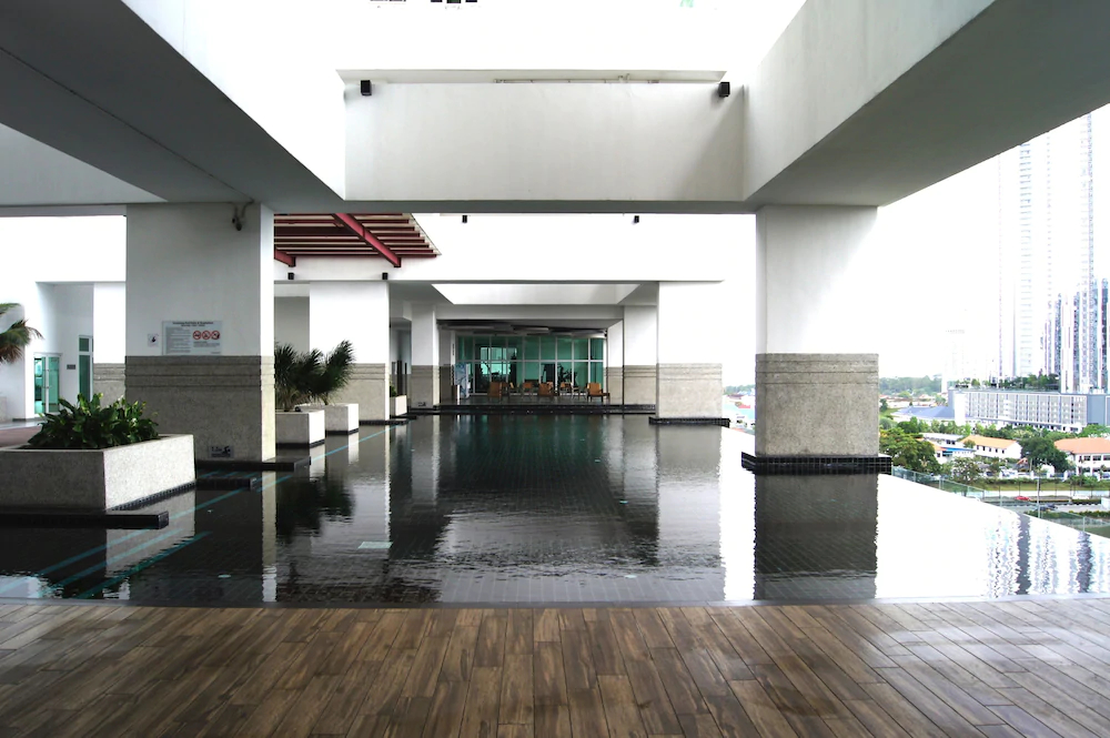 Twin Galaxy Suites