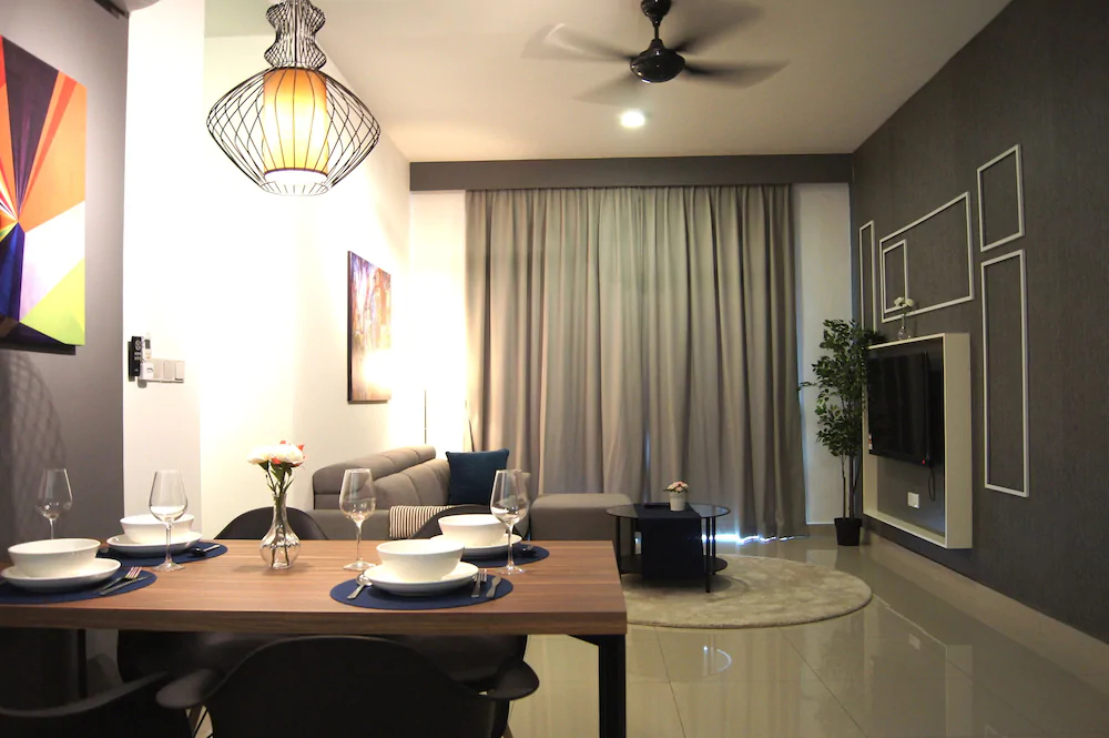 Twin Galaxy Suites