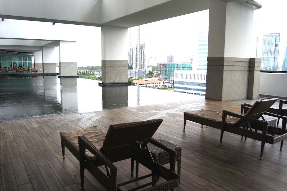 Twin Galaxy Suites