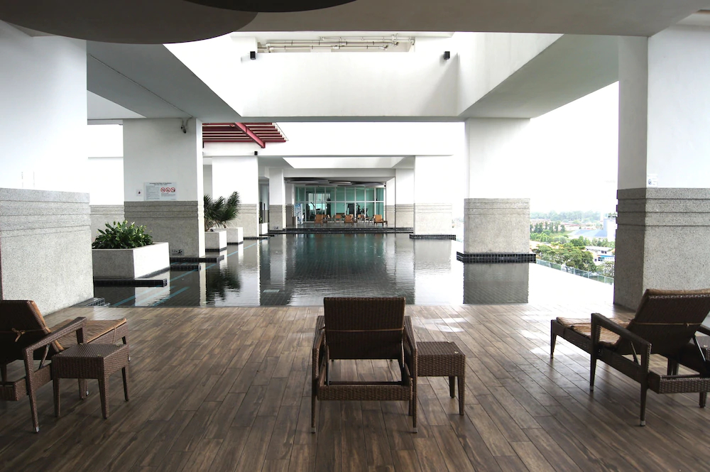 Twin Galaxy Suites