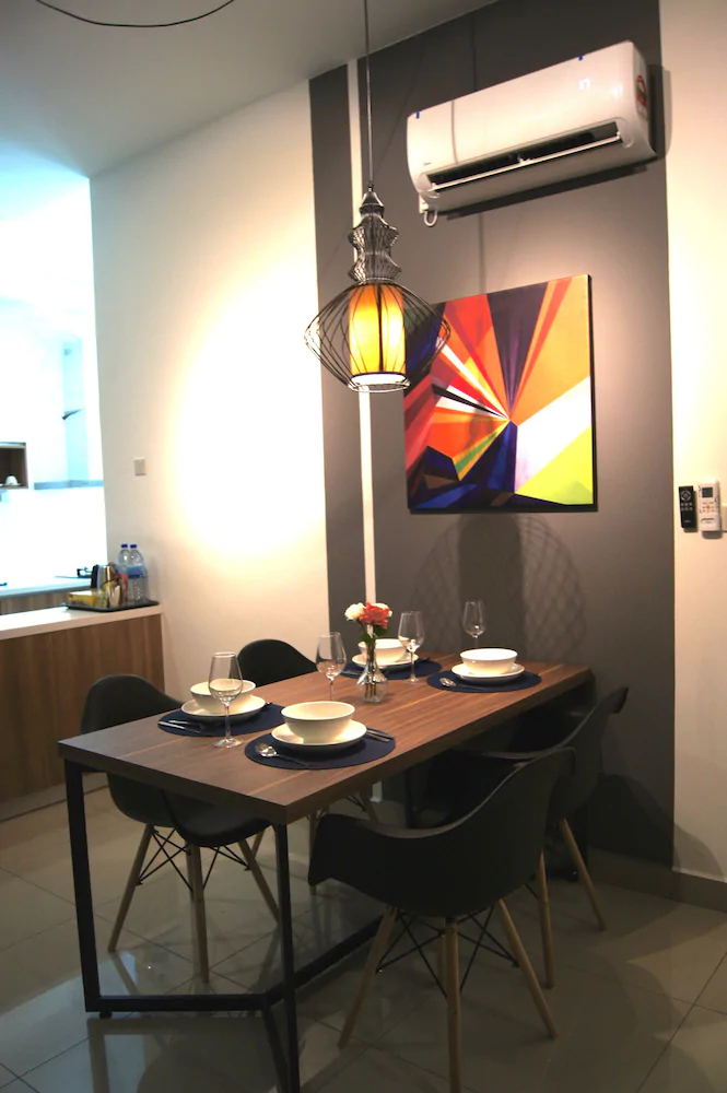 Twin Galaxy Suites