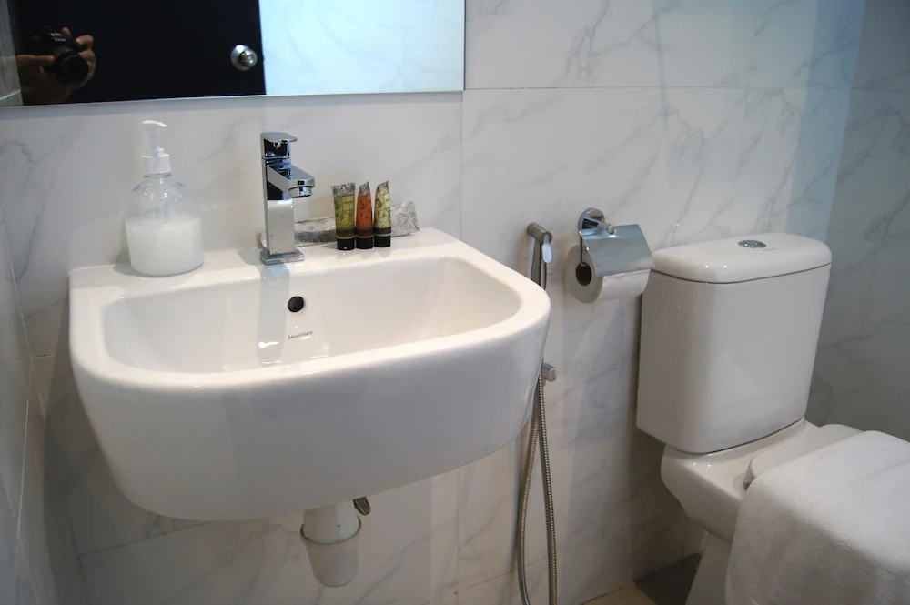 Twin Galaxy Suites