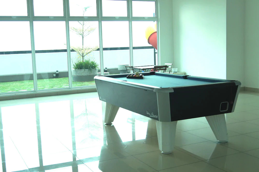Twin Galaxy Suites