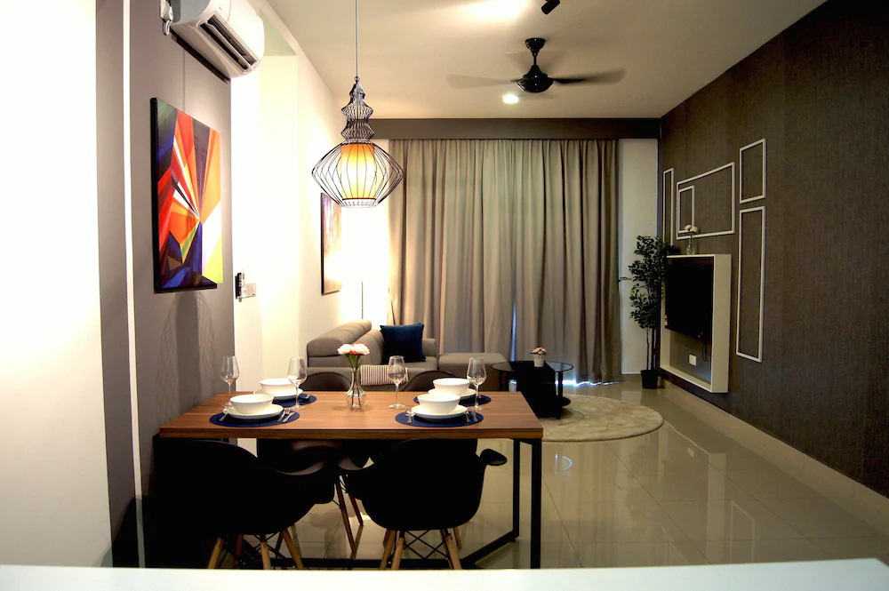 Twin Galaxy Suites