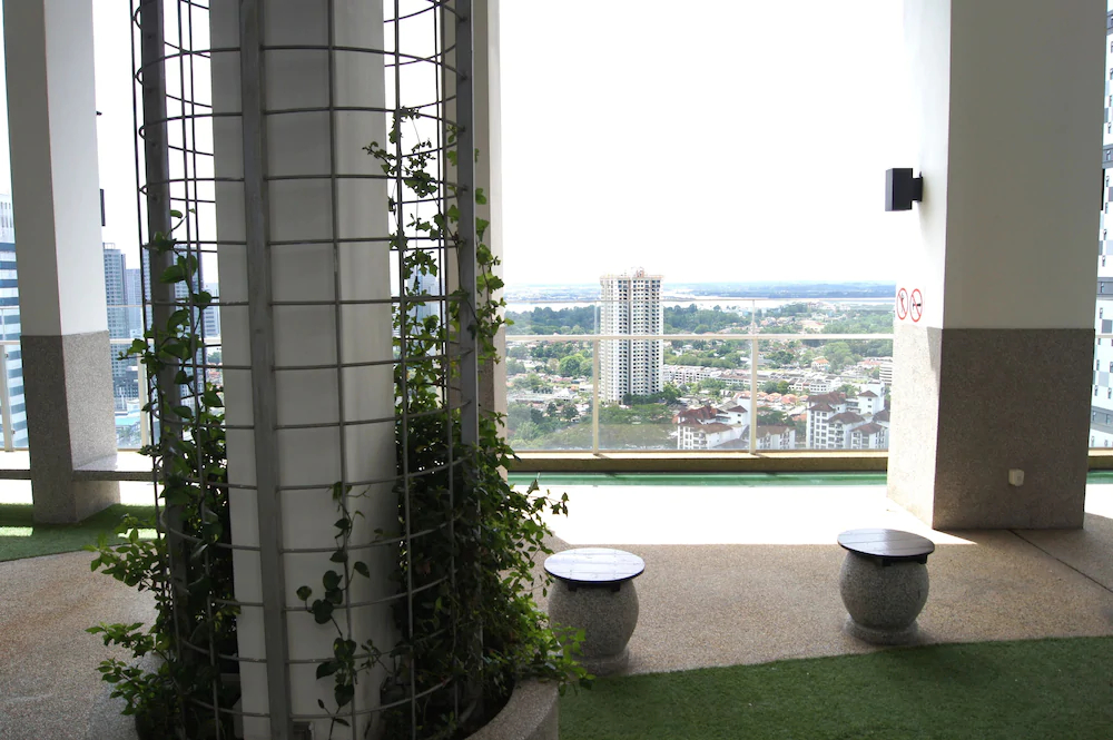 Twin Galaxy Suites
