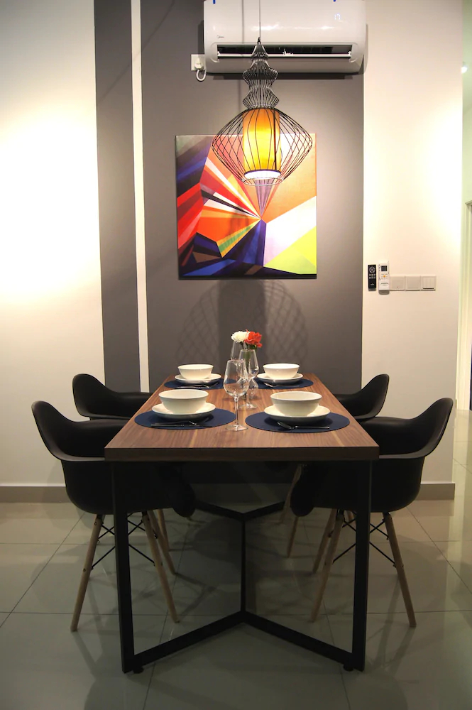 Twin Galaxy Suites