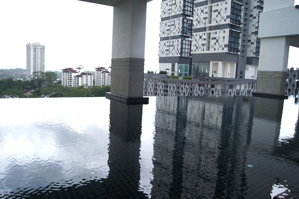 Twin Galaxy Suites