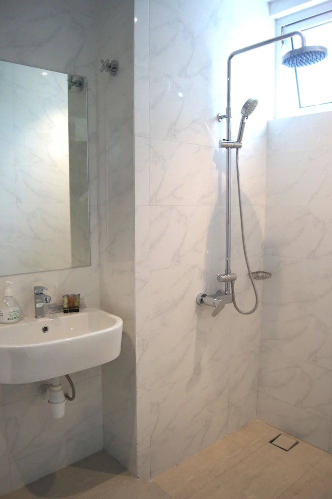 Twin Galaxy Suites