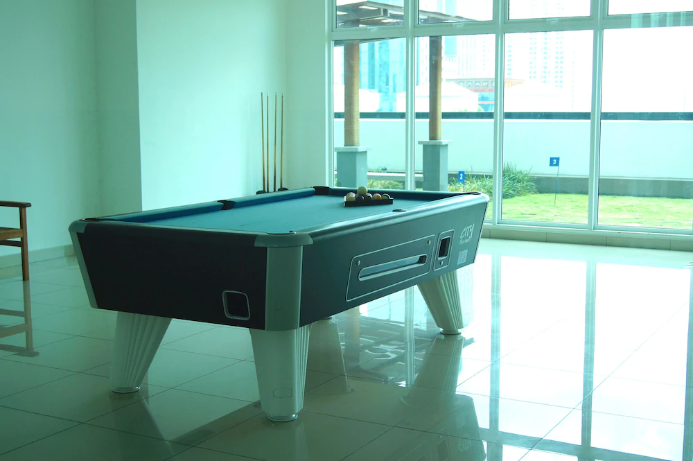 Twin Galaxy Suites