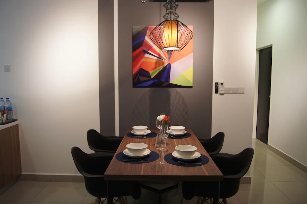 Twin Galaxy Suites
