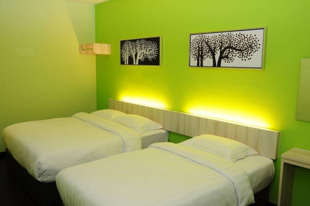 V3 Hotel