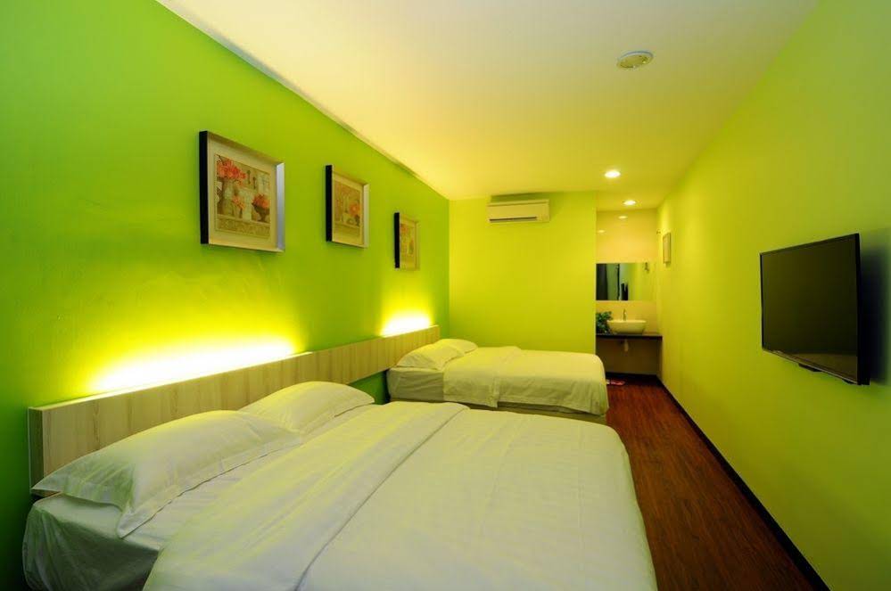 V3 Hotel
