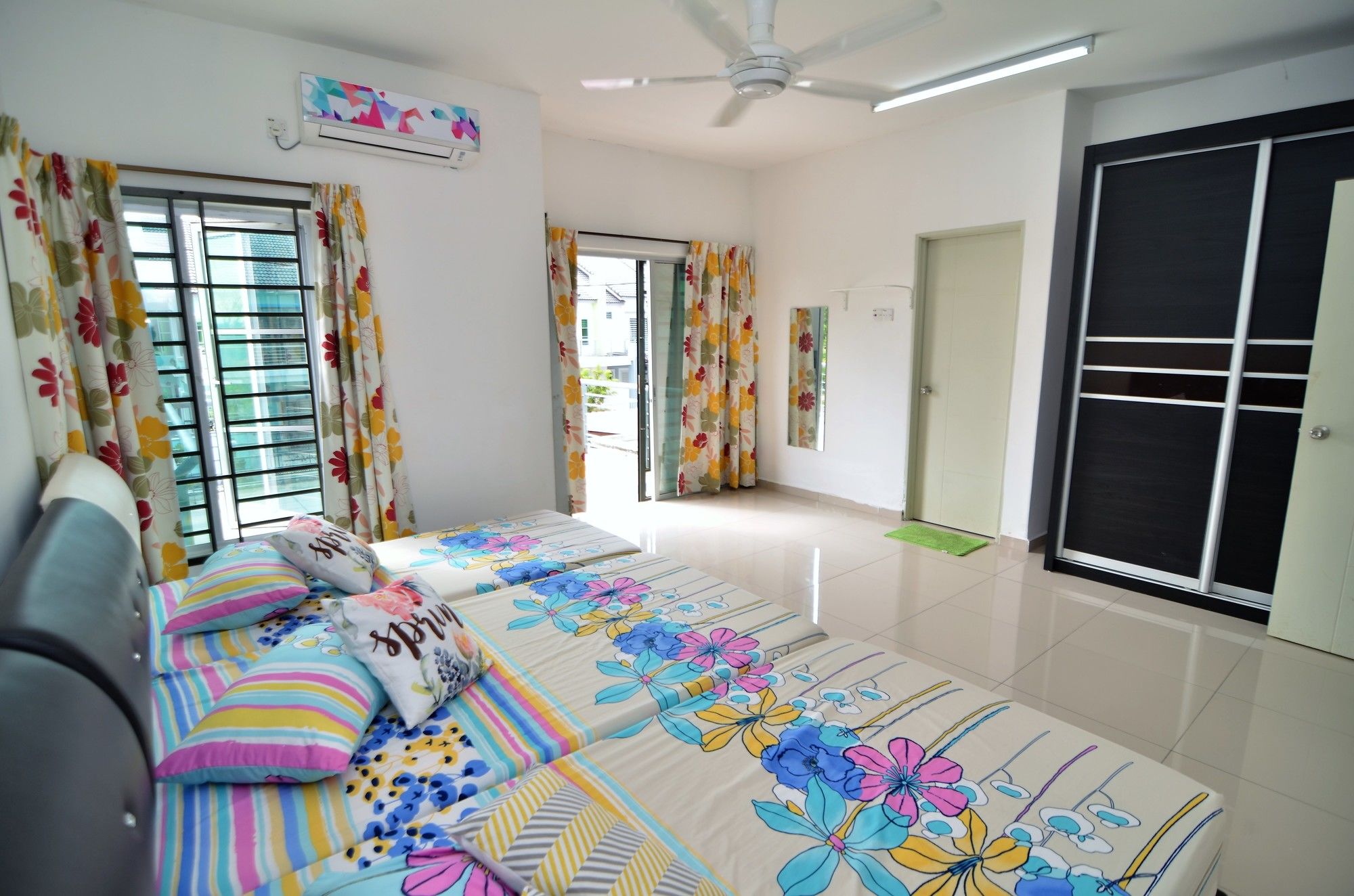 Homestay ImpianaCasa Kluang