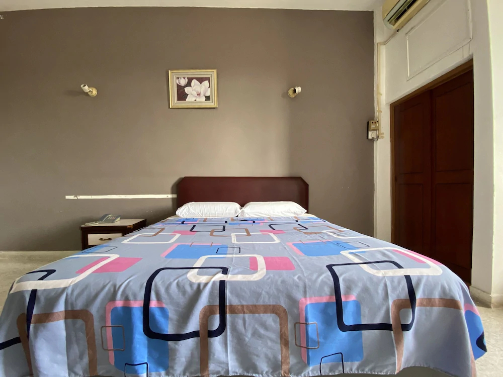 Hotel Kluang Baru by OYO Rooms