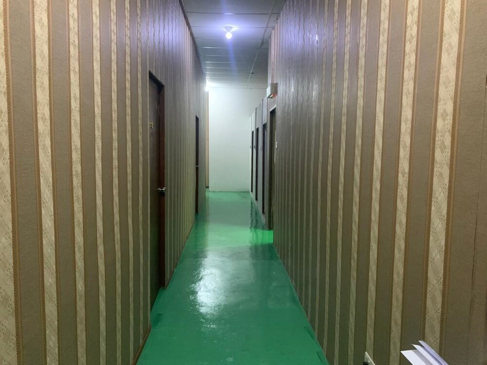 Famili Inn Ombak Rindu by OYO Rooms