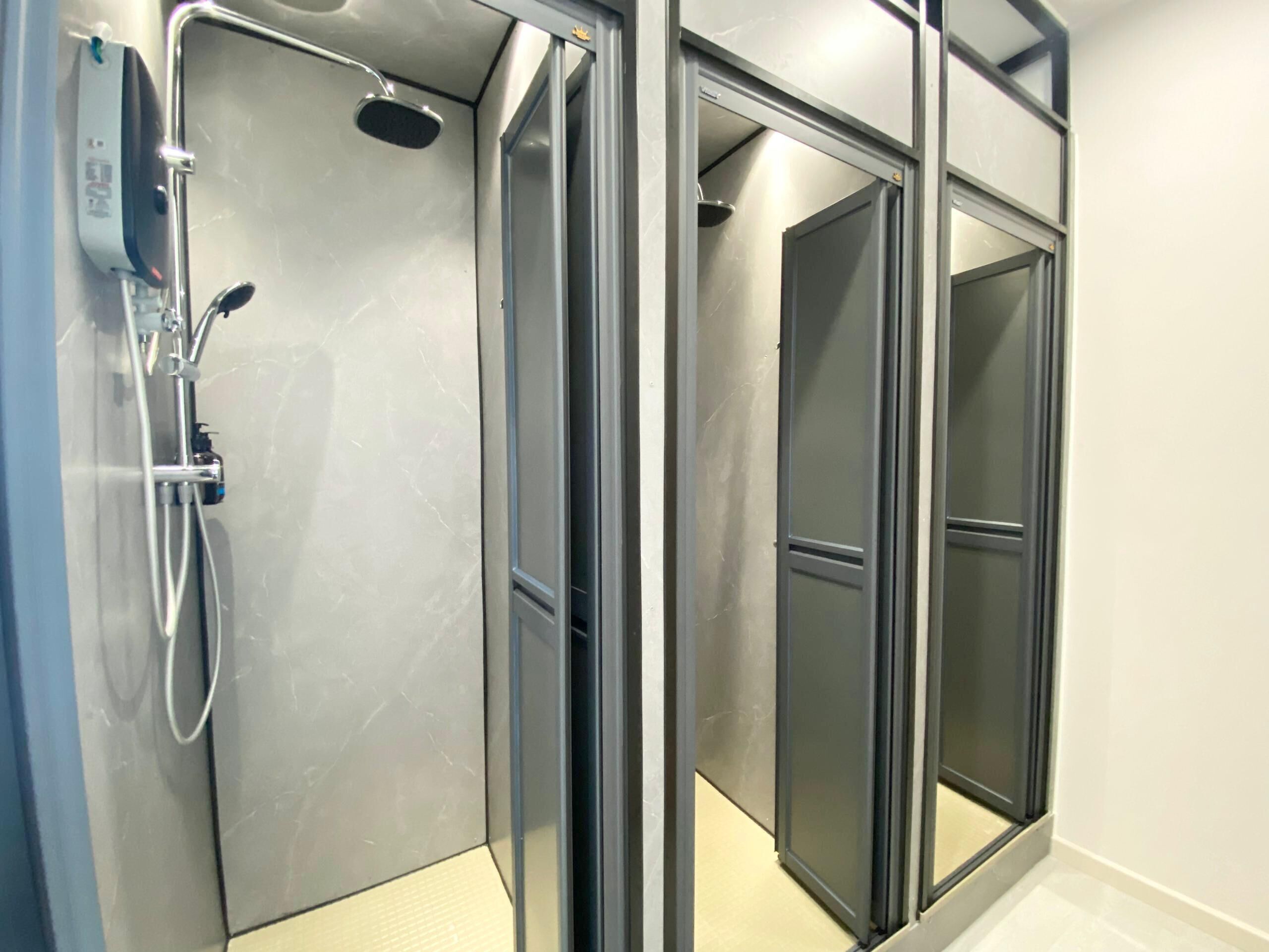 U Capsule Hotel