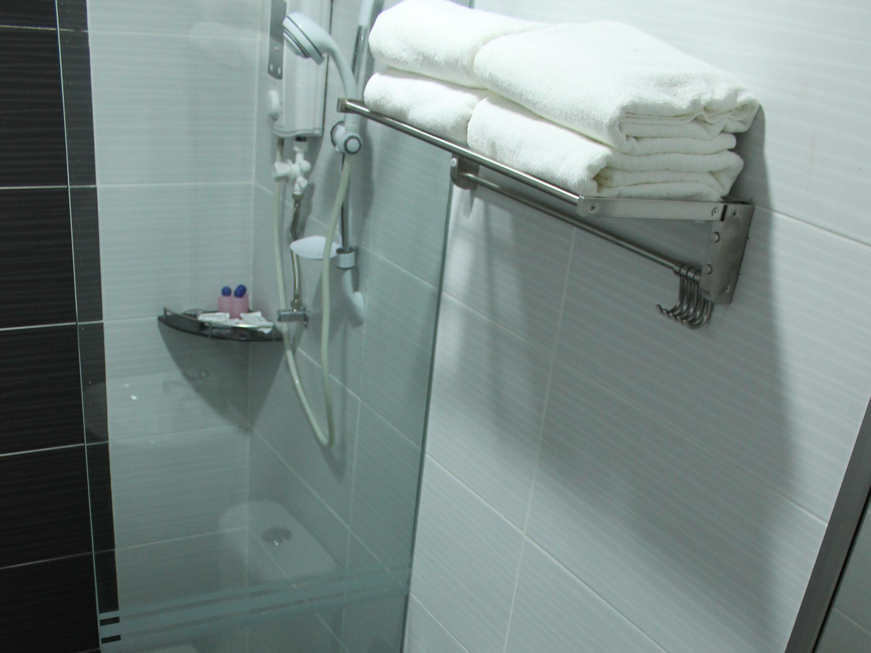 Clover Hotel