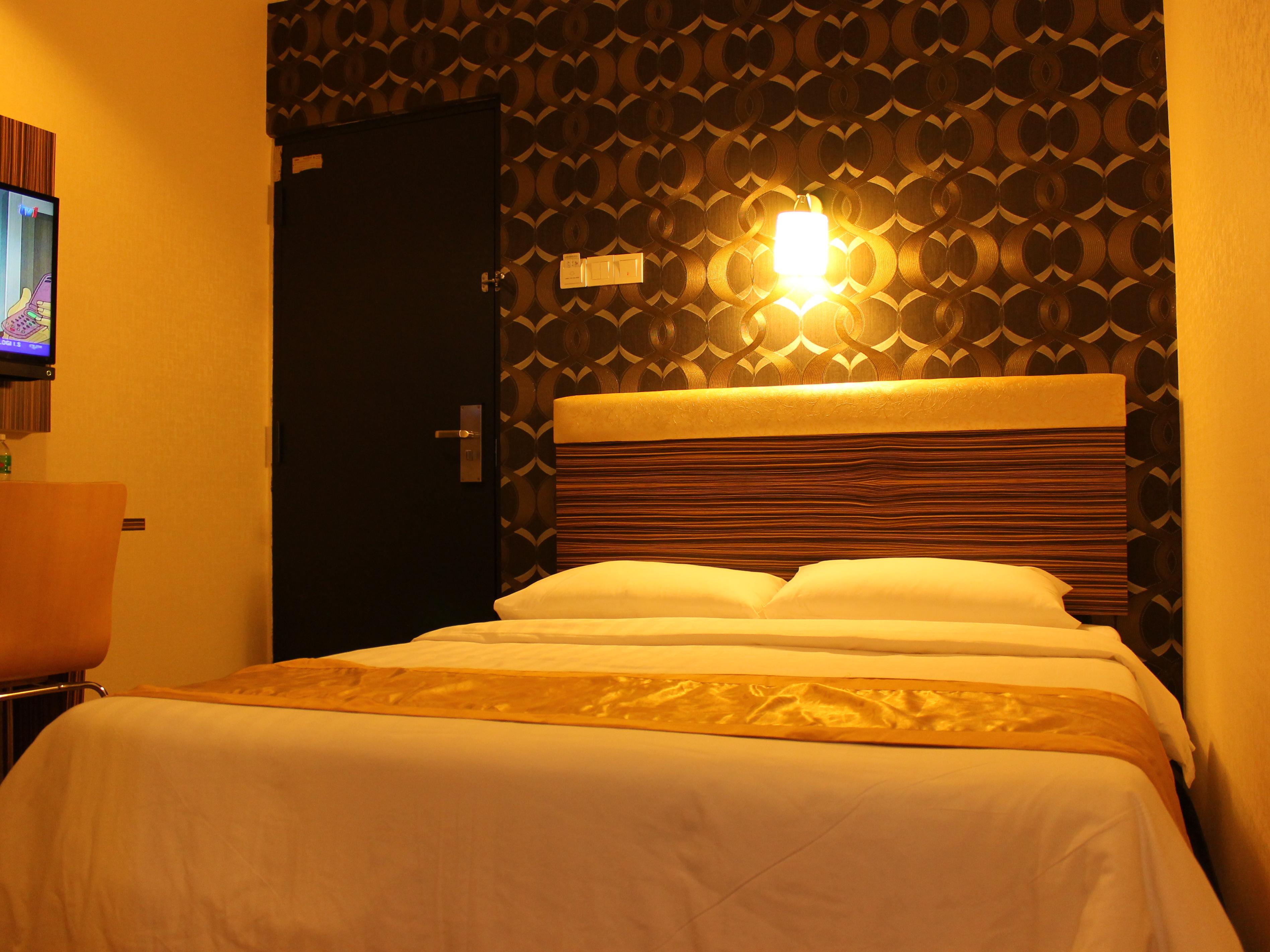 Clover Hotel