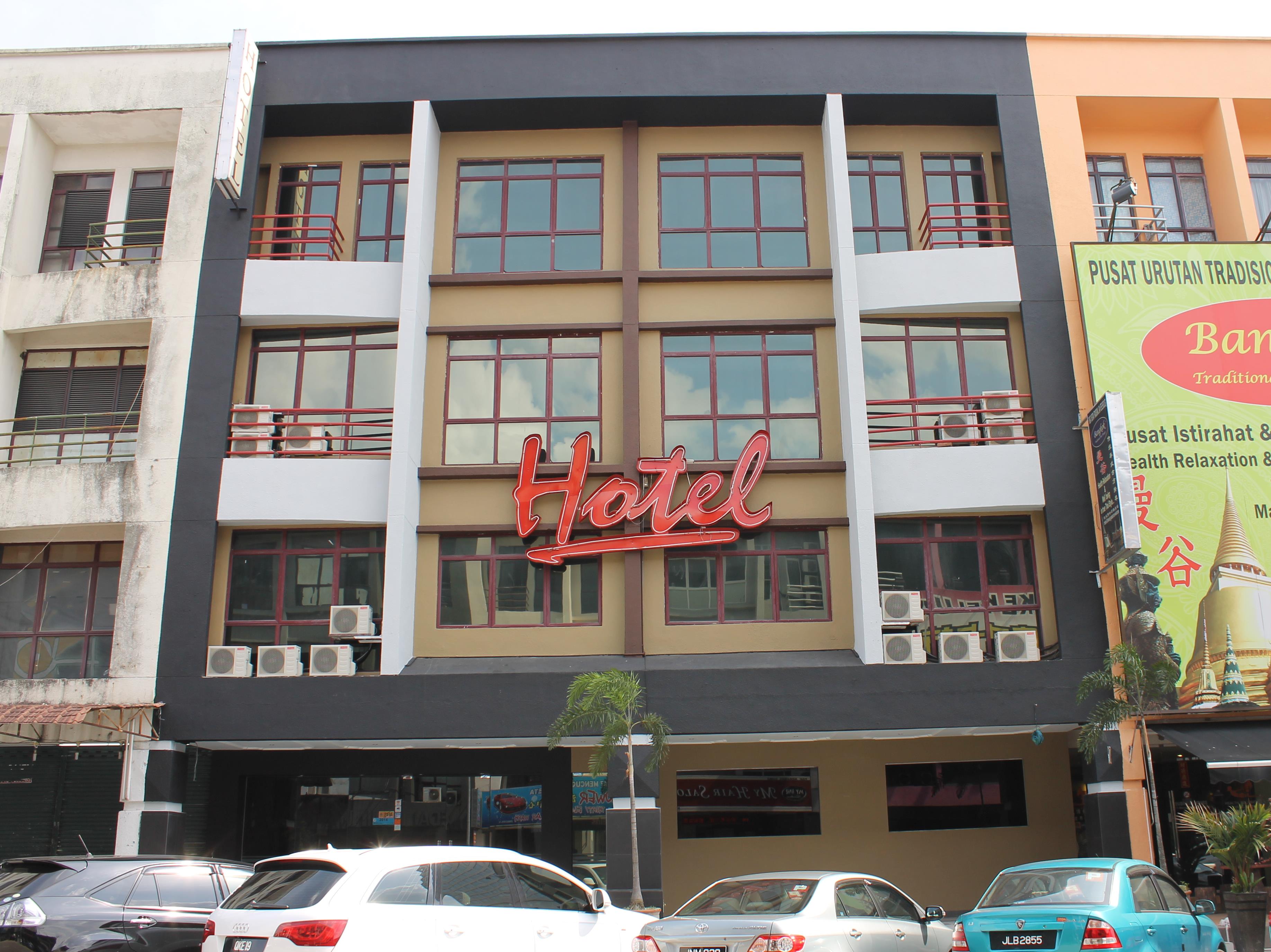Clover Hotel