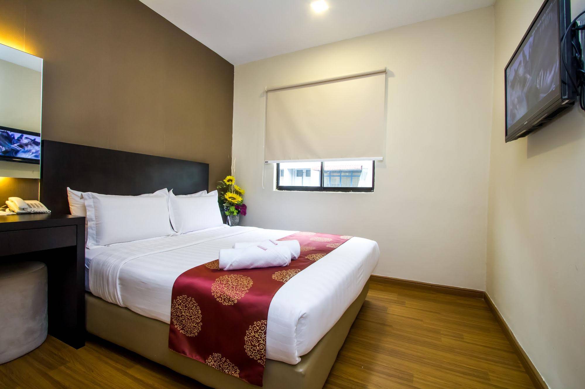Grand World Hotel