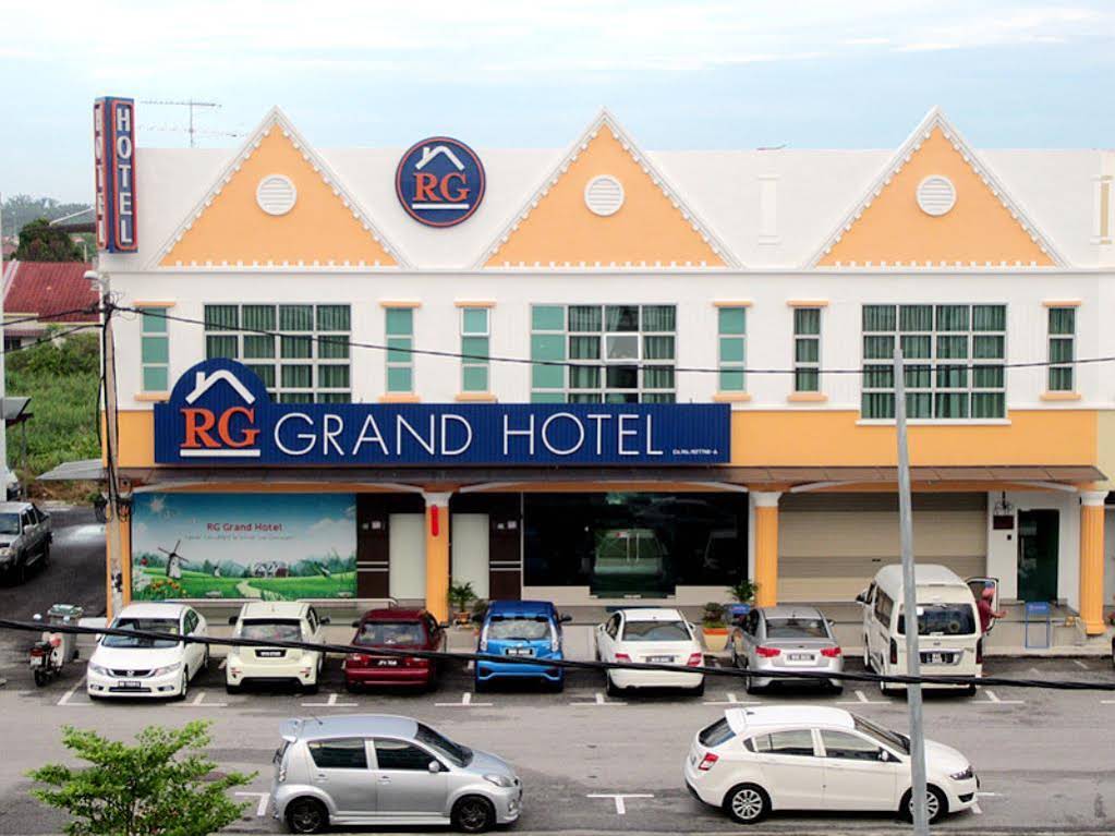 Rg Grand Hotel