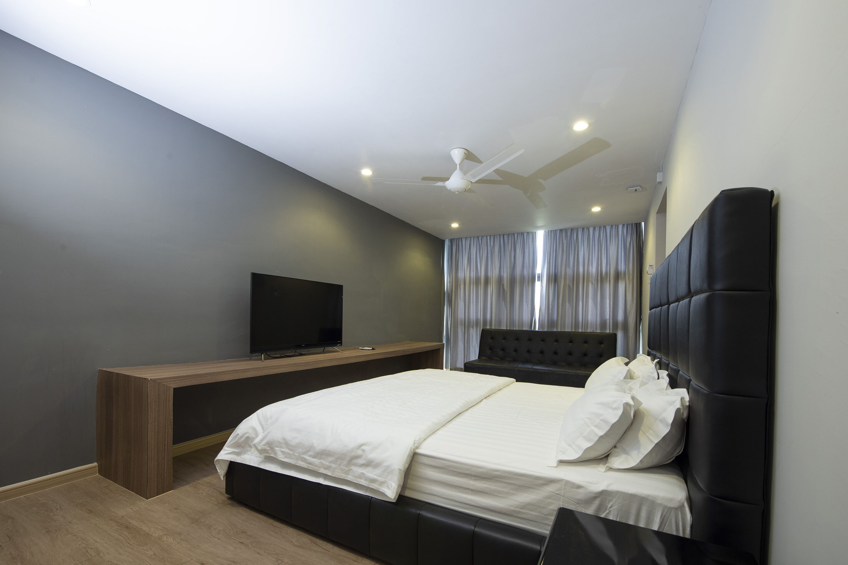 Oyo 90271 Tai Hoe Apartment