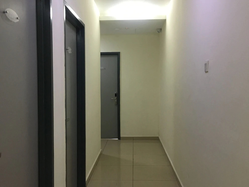 Mf Hotel by OYO Rooms