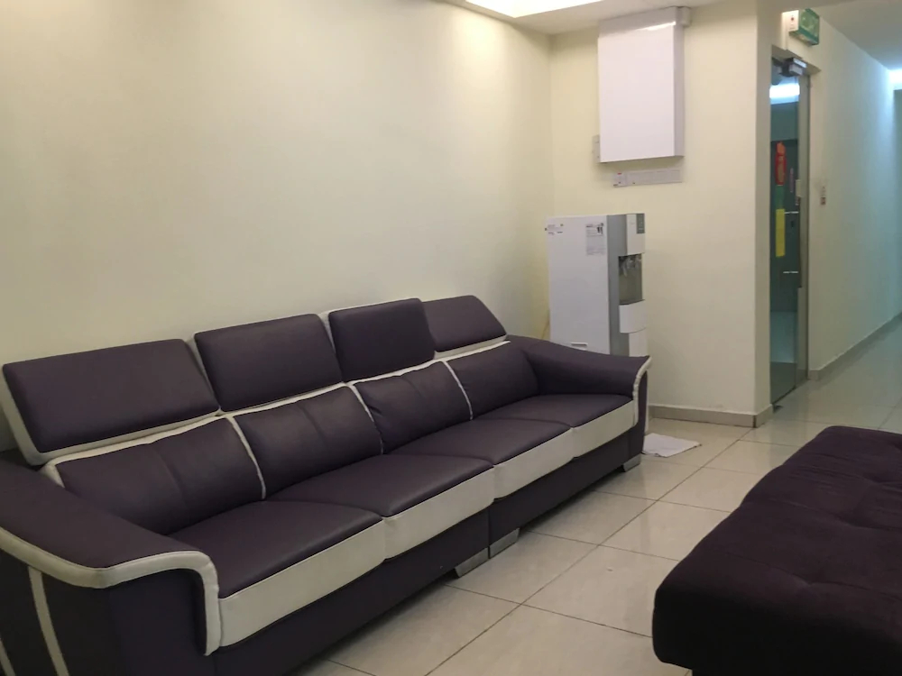 Mf Hotel by OYO Rooms