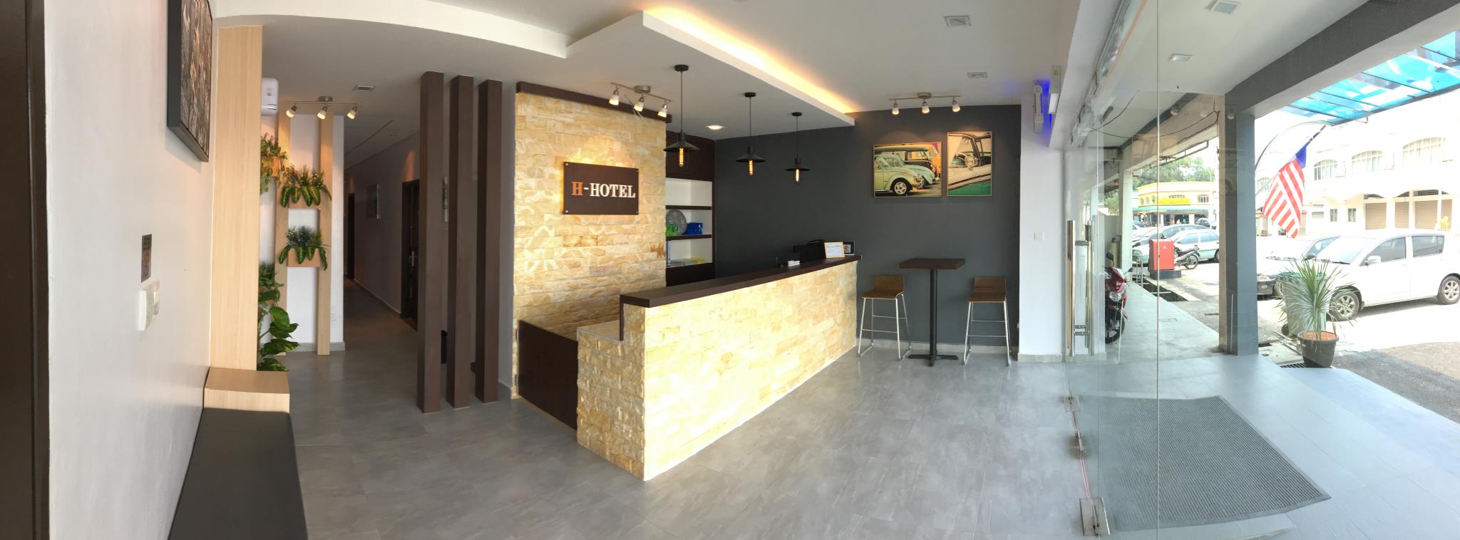 H Hotel