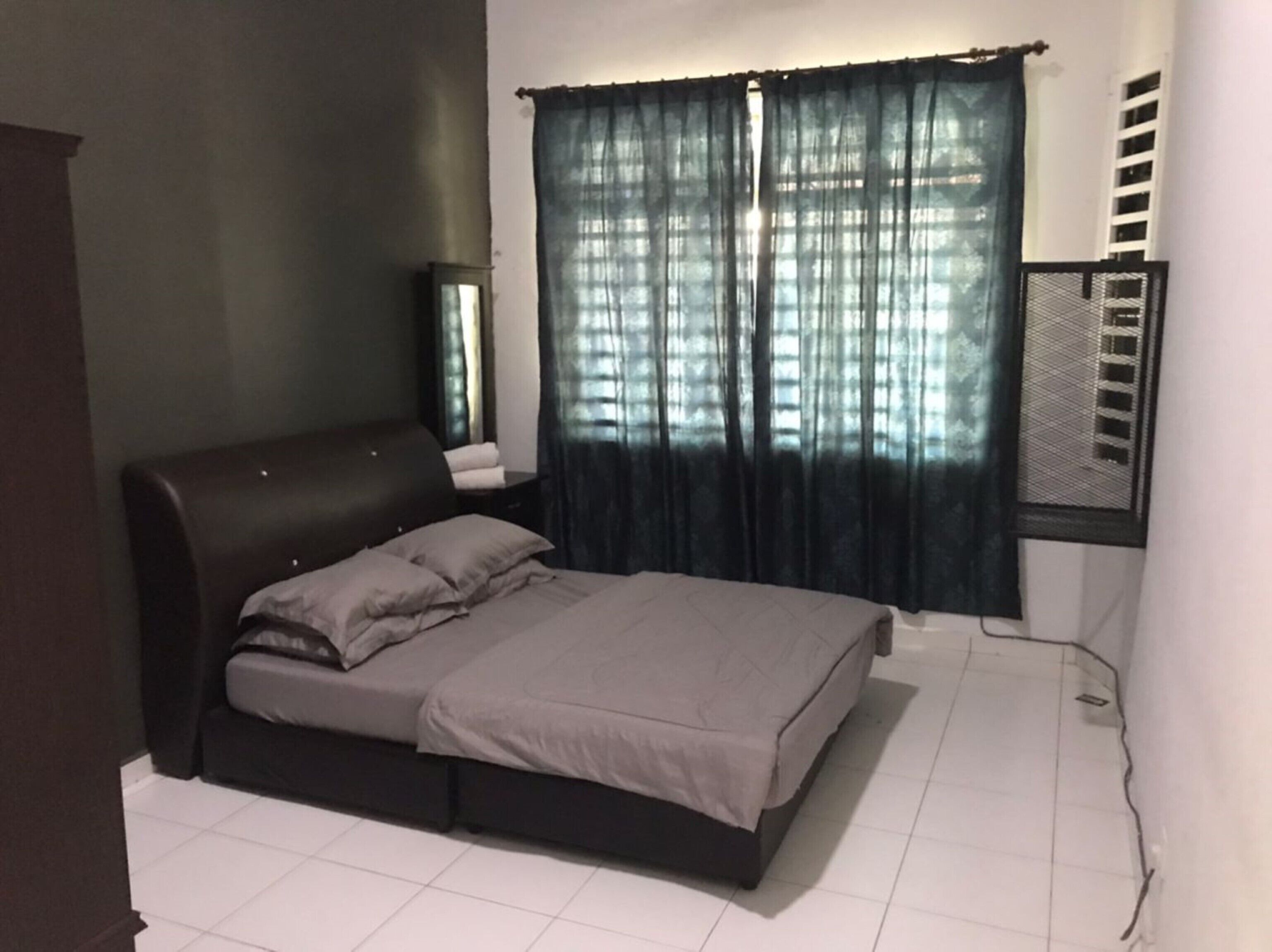 Homestay Bandar Putra 3 by Oyo Rooms