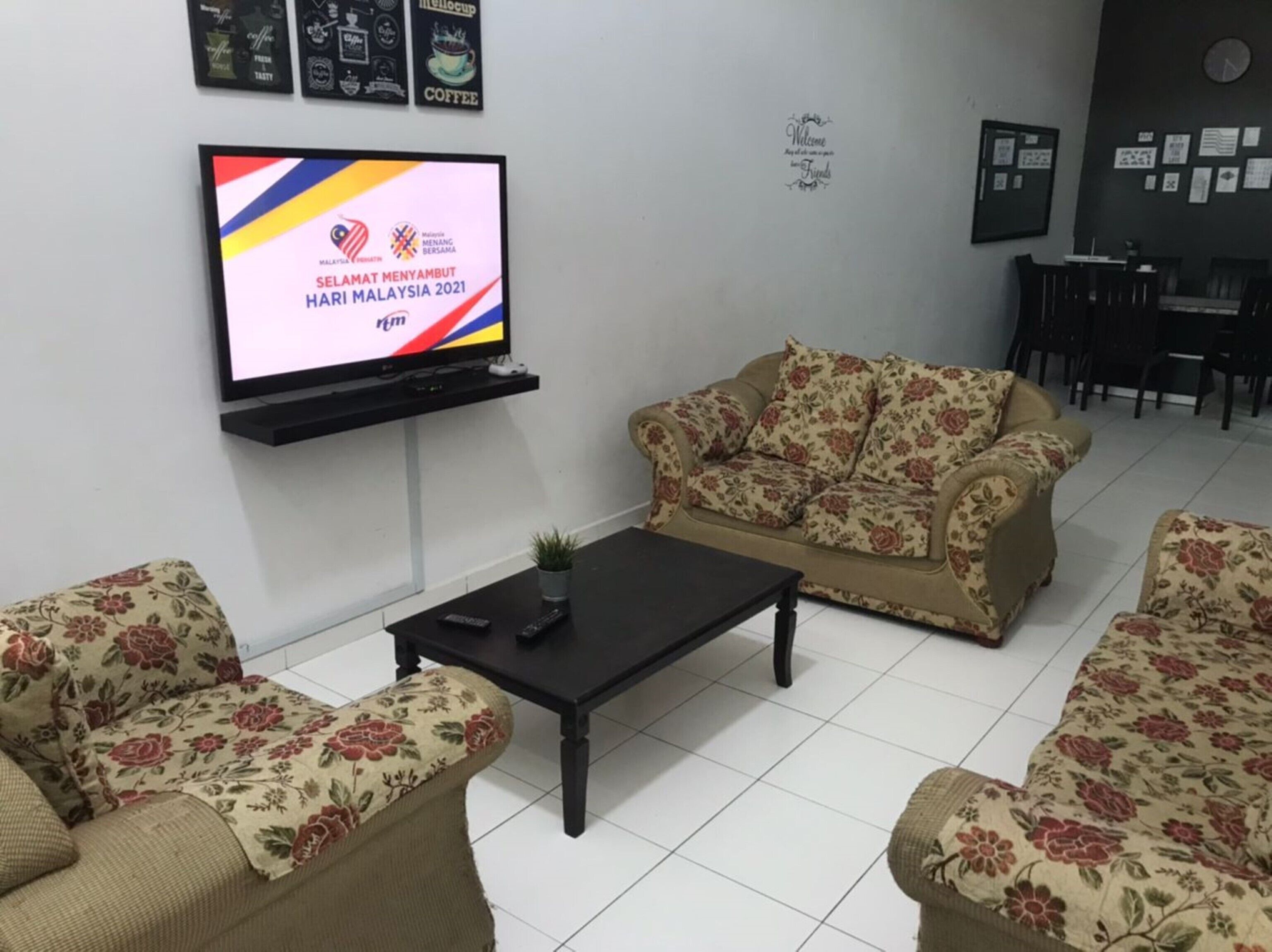 Homestay Bandar Putra 3 by Oyo Rooms