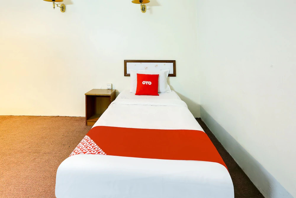Hotel Mandarin Inn by OYO Rooms