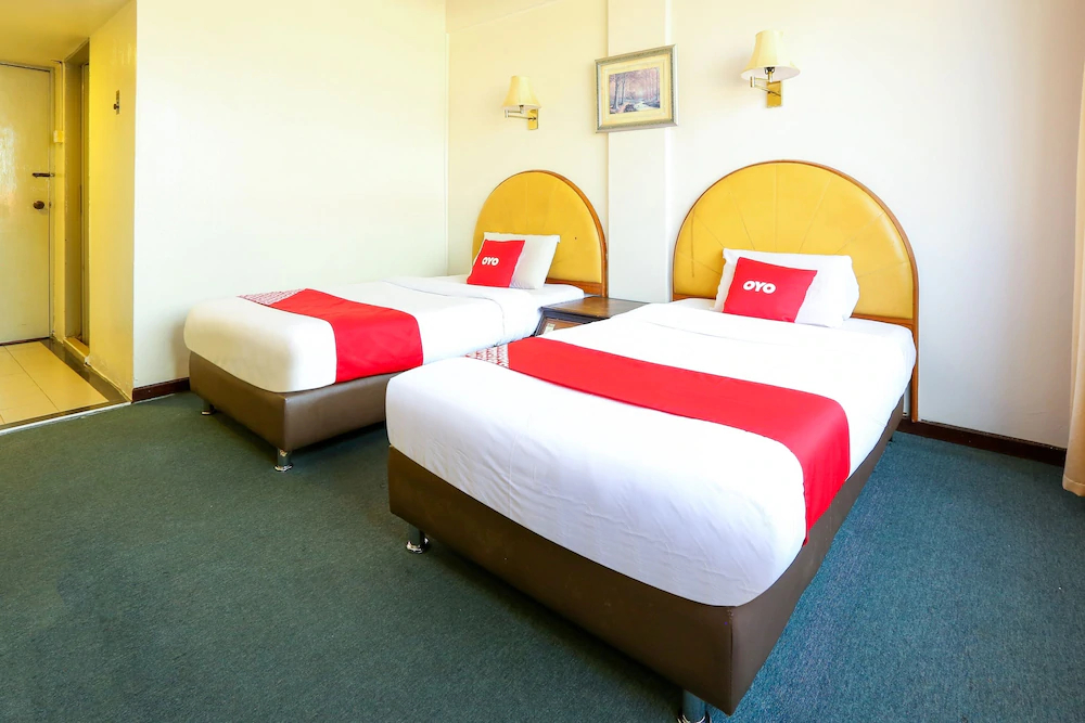 Hotel Mandarin Inn by OYO Rooms