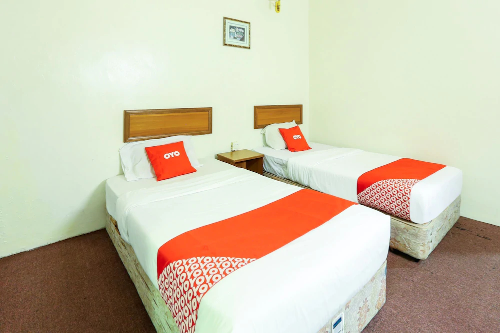 Hotel Mandarin Inn by OYO Rooms