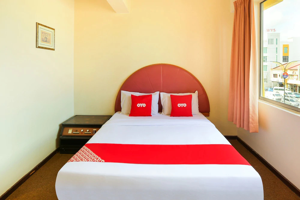 Hotel Mandarin Inn by OYO Rooms