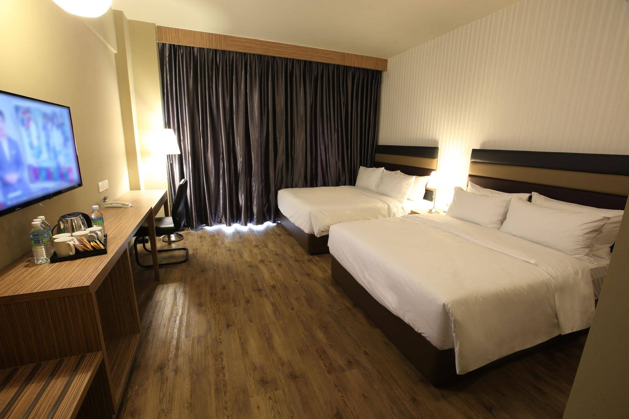 Perth Hotel