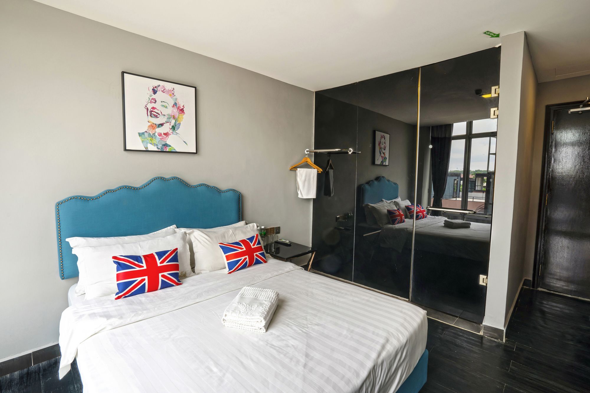 Artz Hotel