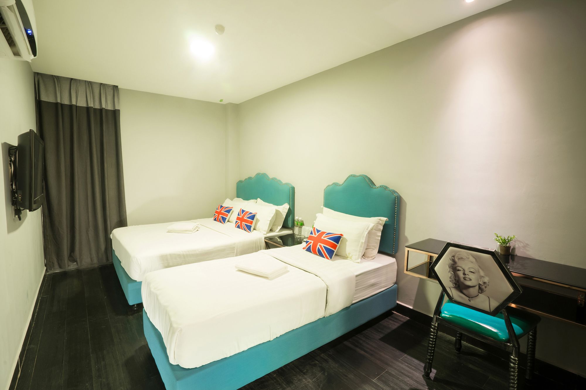 Artz Hotel