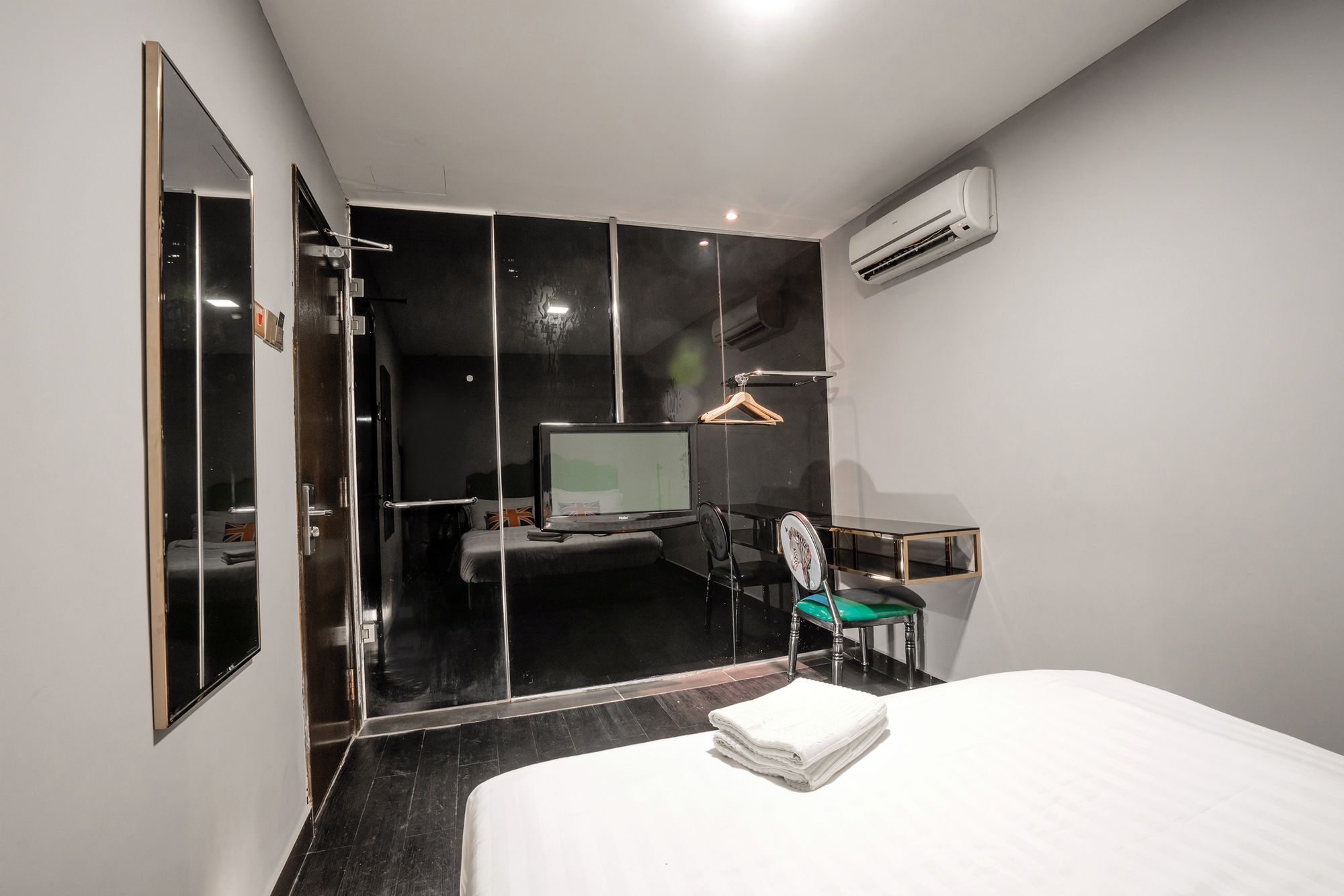 Artz Hotel