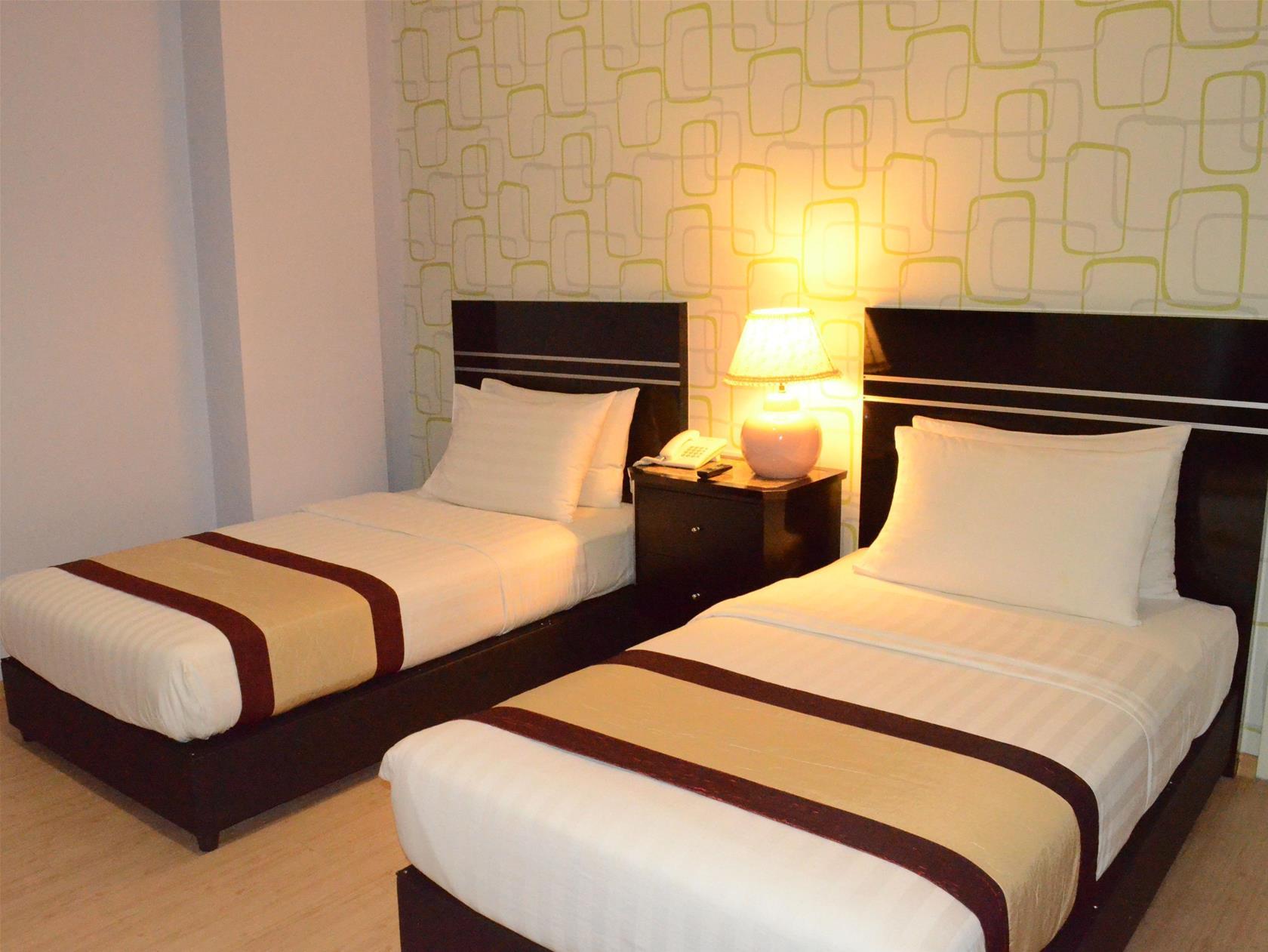 BlueBell Hotel