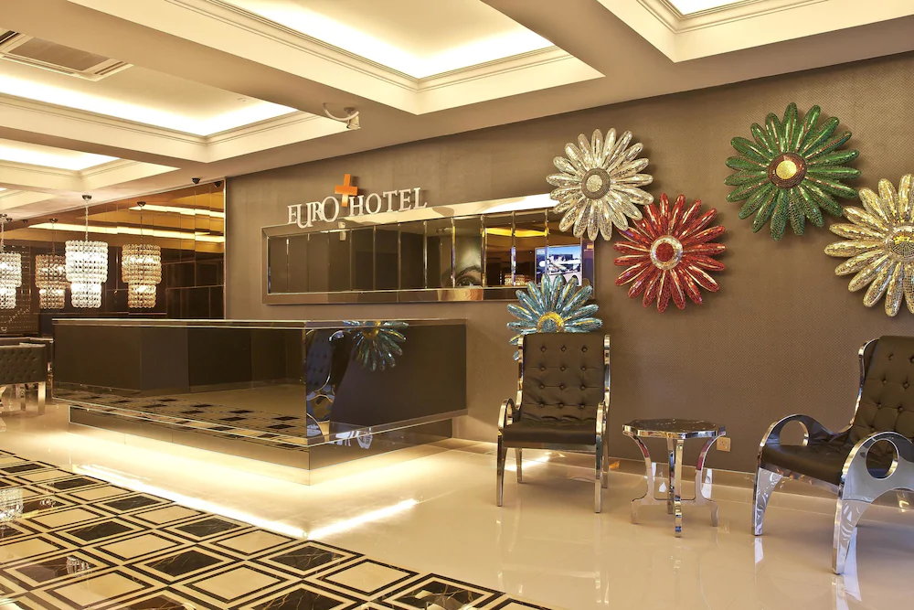 Euro+ Hotel