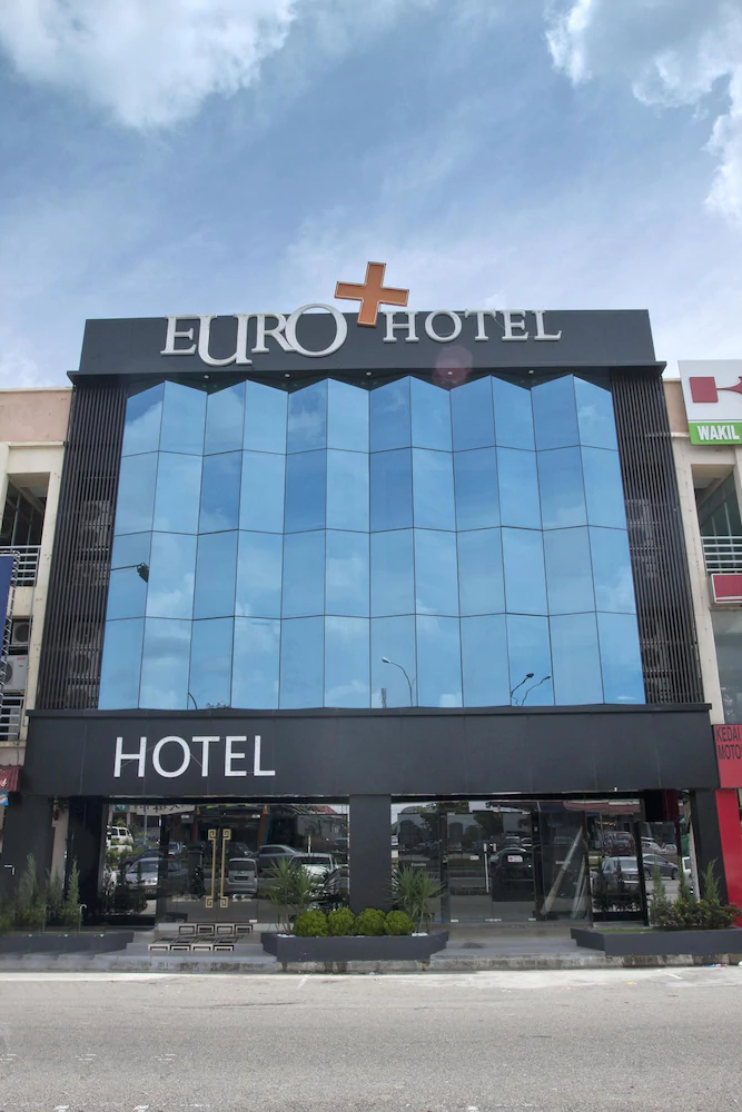 Euro+ Hotel