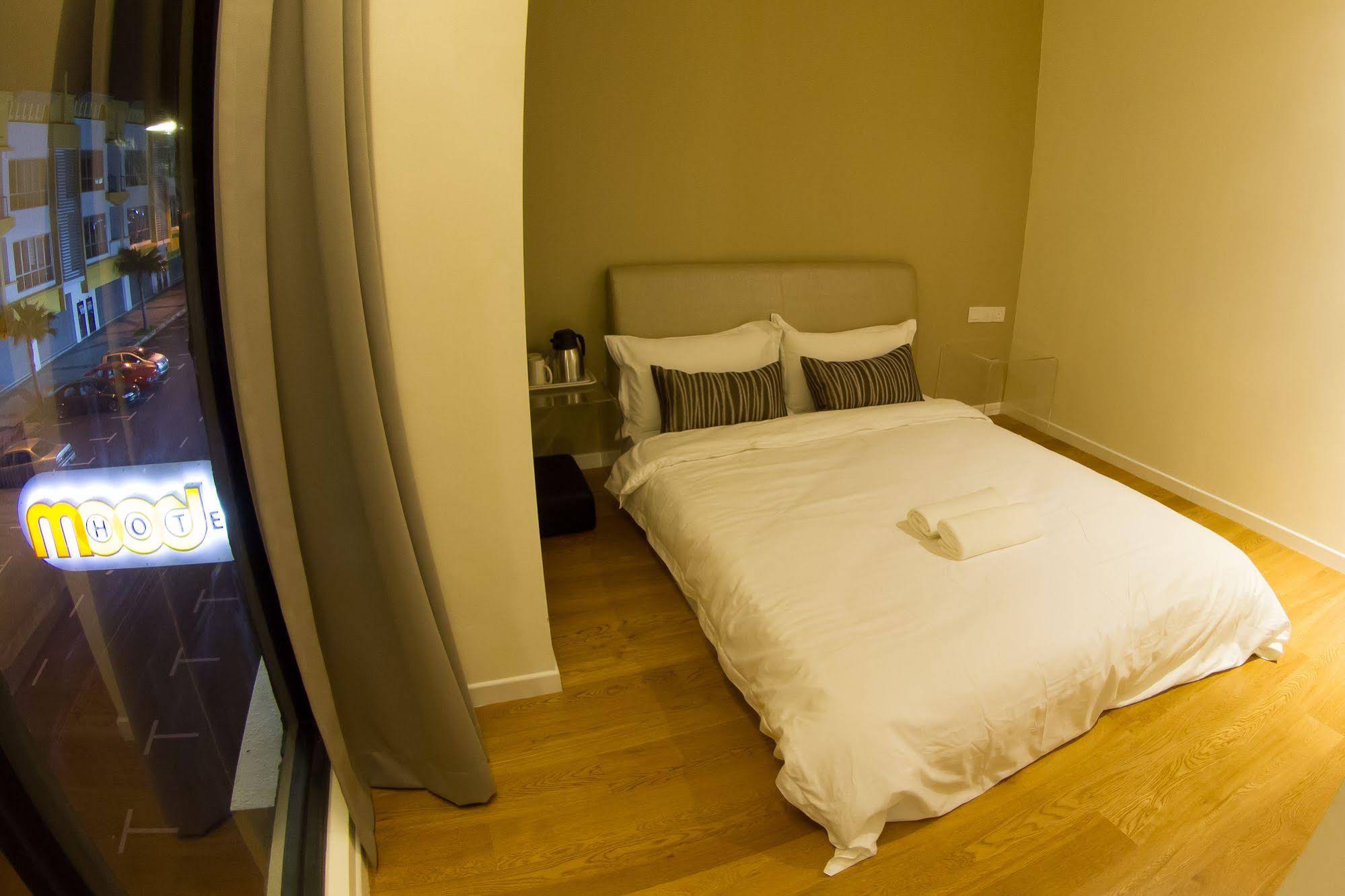 Mood Hotel
