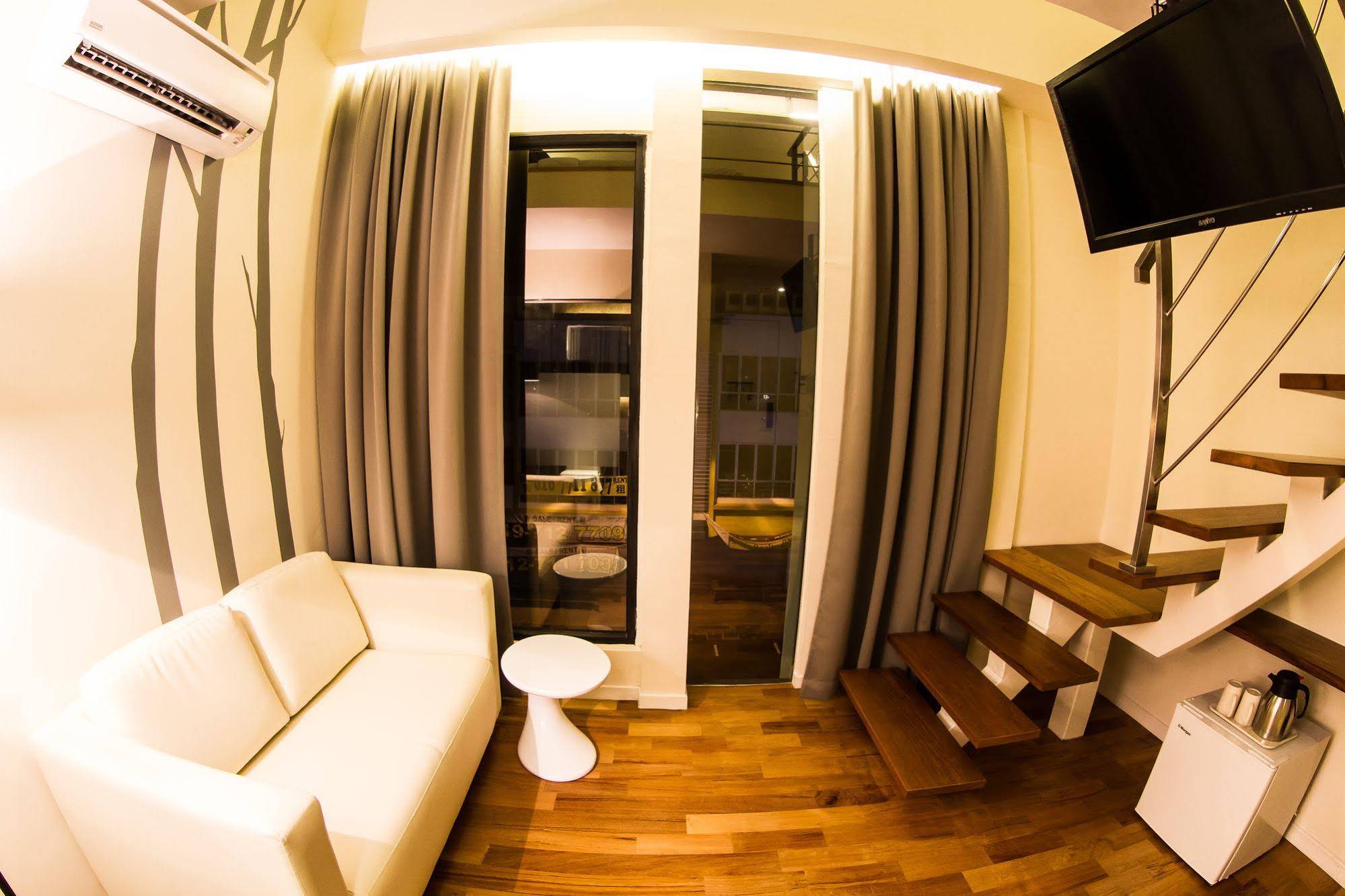 Mood Hotel